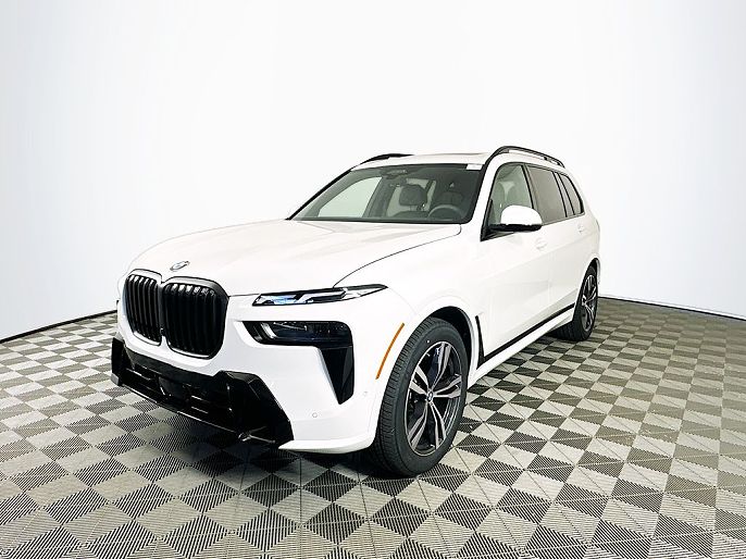 2025 BMW X7