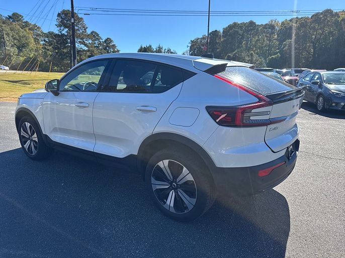 2023 Volvo C40