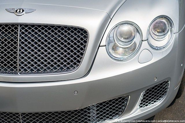 2005 Bentley Continental GT image 25