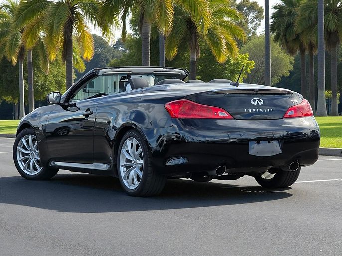 2014 Infiniti Q60