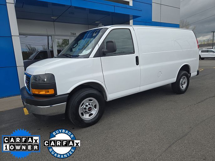 2022 GMC Savana