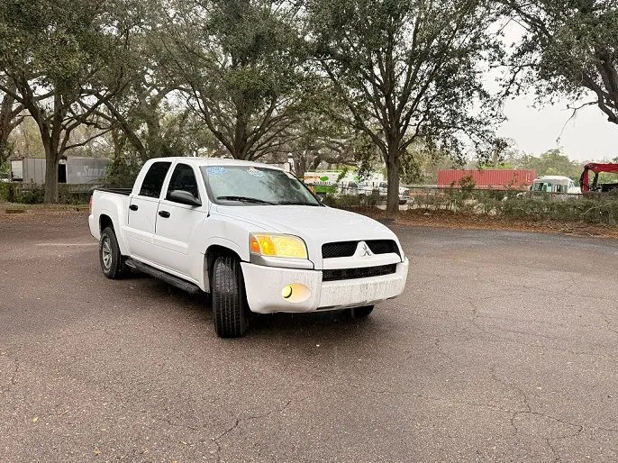 2008 Mitsubishi Raider