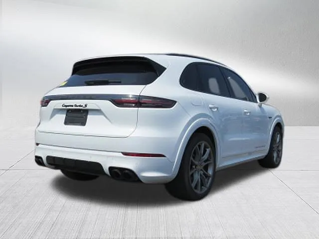 2022 Porsche Cayenne