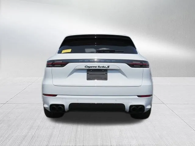 2022 Porsche Cayenne