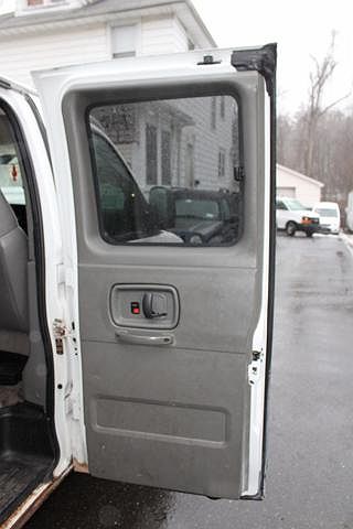 2007 Chevrolet Express 3500 image 62
