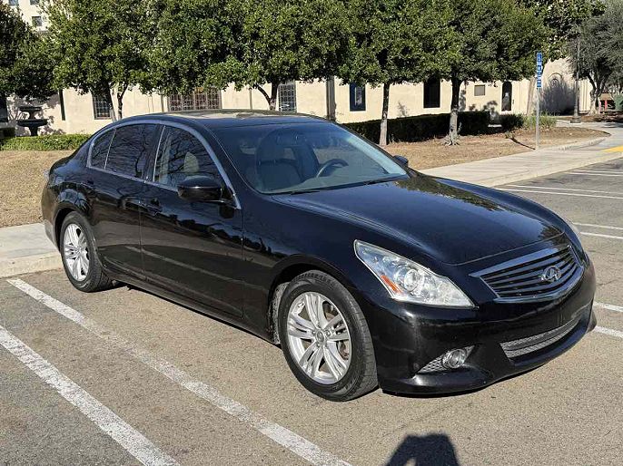 2010 Infiniti G37