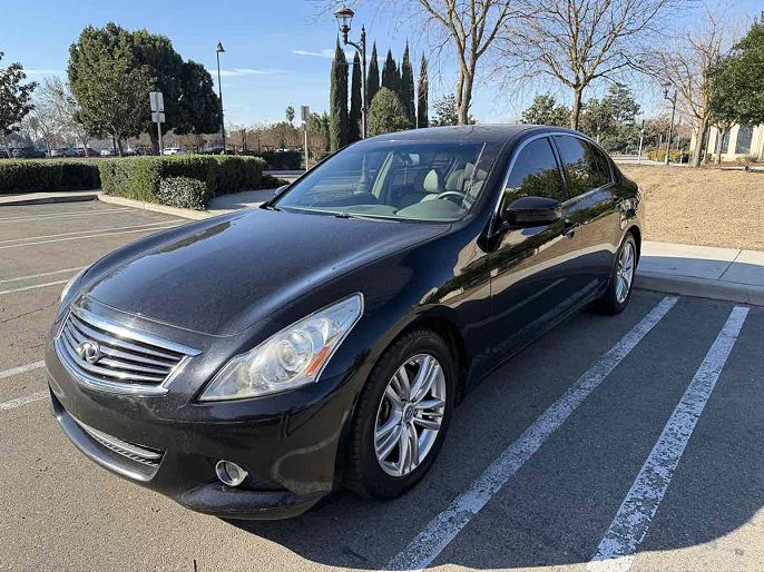 2010 Infiniti G37