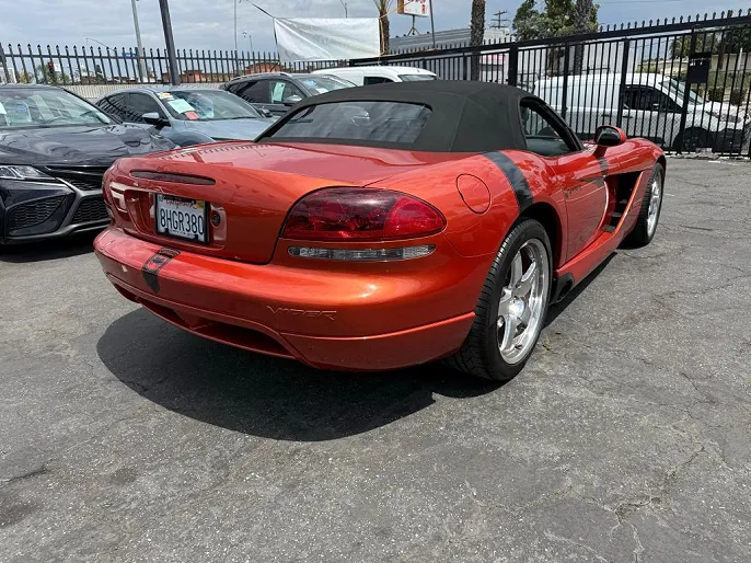 2005 Dodge Viper