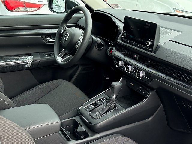 2024 Honda CR-V LX image 5
