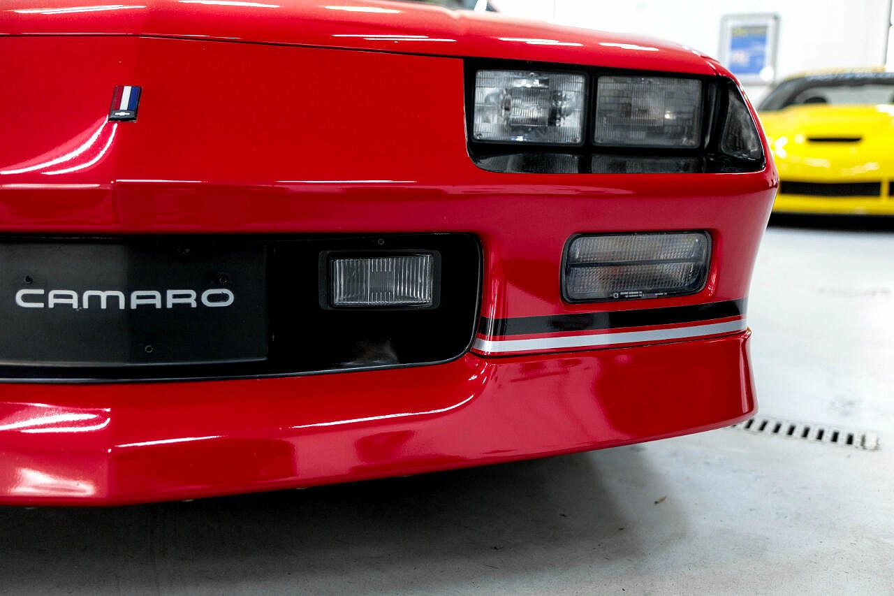 1989 Chevrolet Camaro IROC-Z image 22