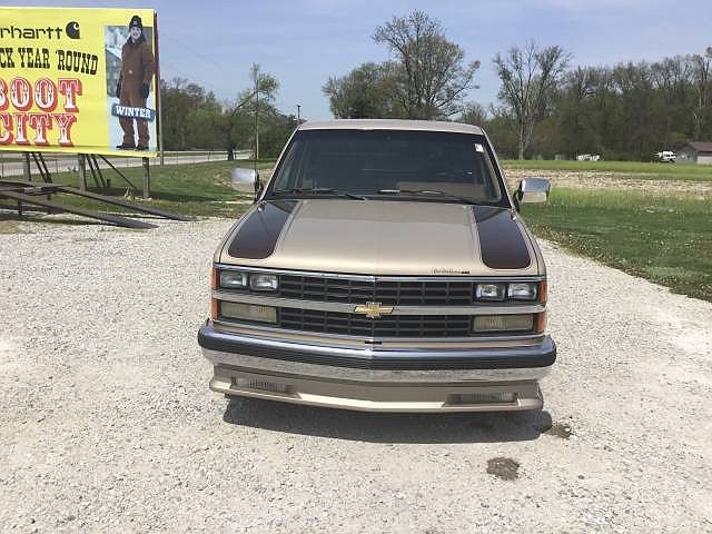 1988 Chevrolet C/K 1500 null image 8