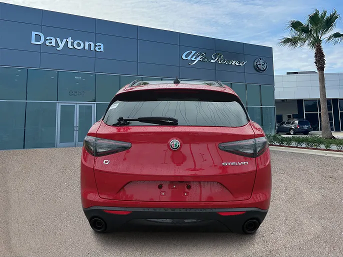 2025 Alfa Romeo Stelvio