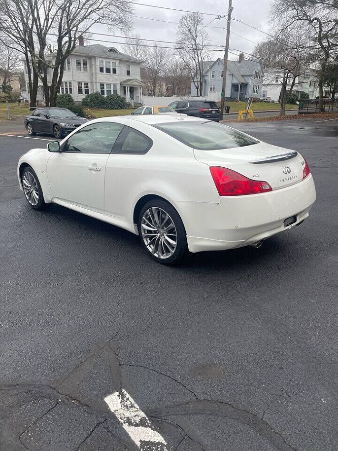 2015 Infiniti Q60