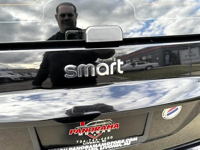 2015 Smart Fortwo Passion image 34