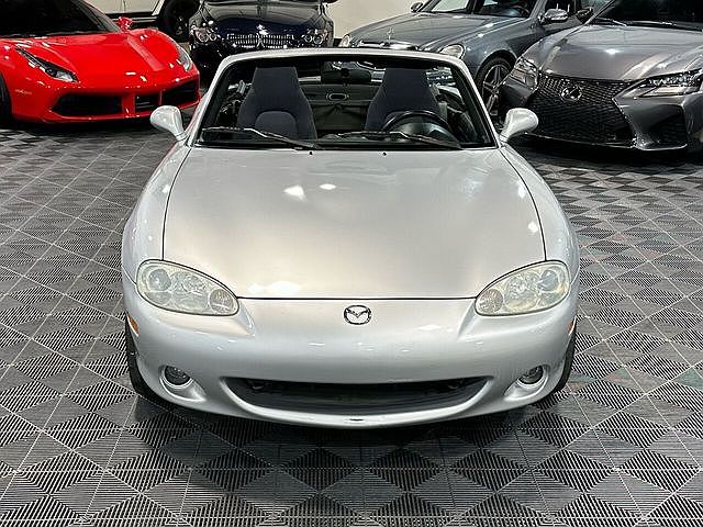 2004 Mazda Miata null image 4