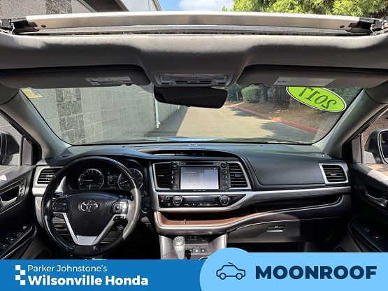 2017 Toyota Highlander Limited Platinum photo 23