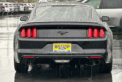 2015 Ford Mustang null image 4