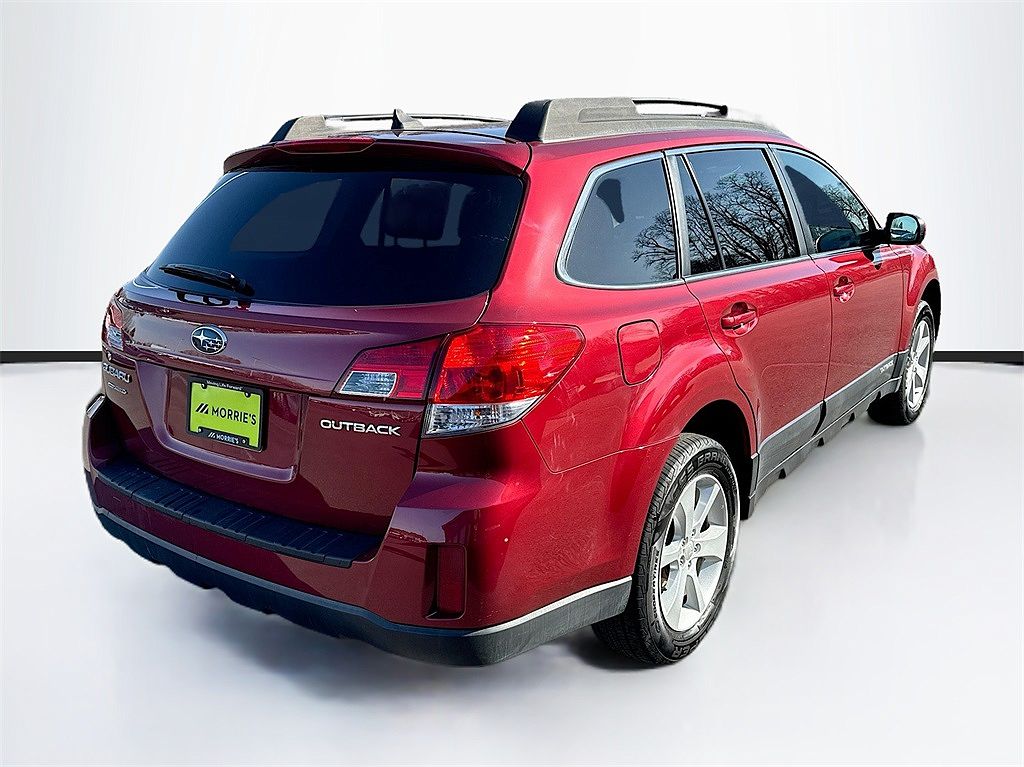 2014 Subaru Outback 2.5i image 4