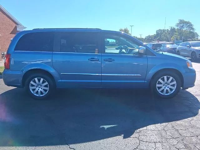 2012 Chrysler Town & Country