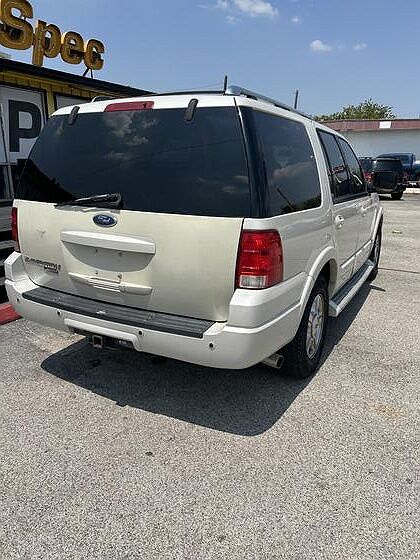 2006 Ford Expedition Limited image 9