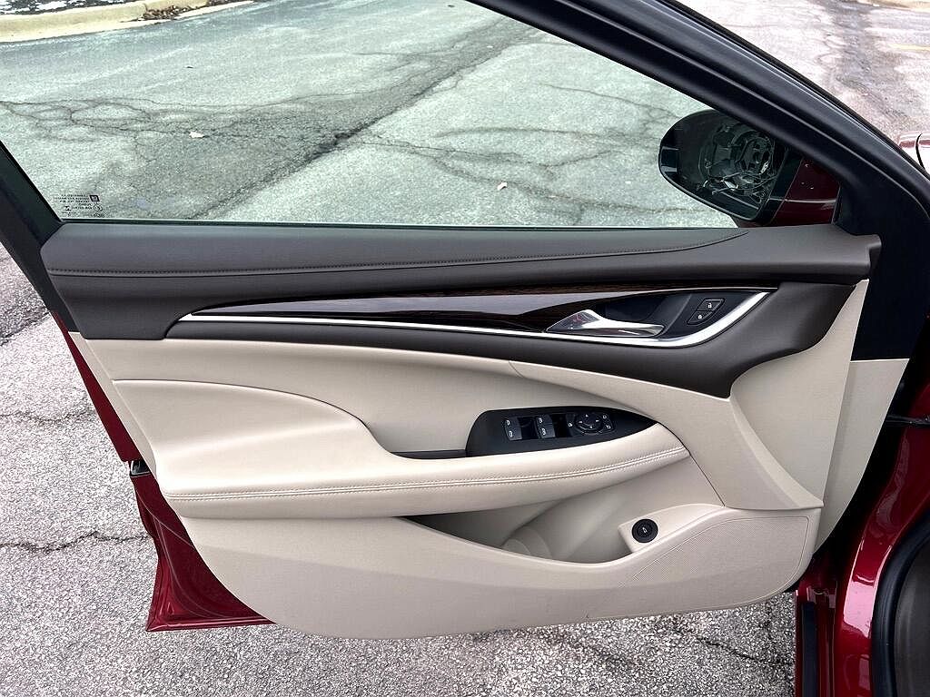 2017 Buick LaCrosse Preferred image 11