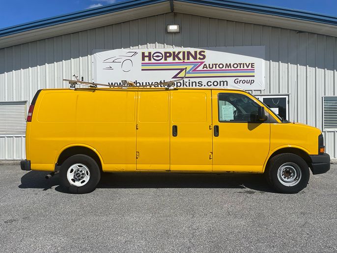 2011 GMC Savana