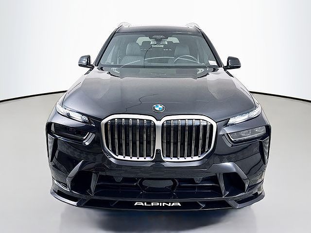 2024 BMW X7