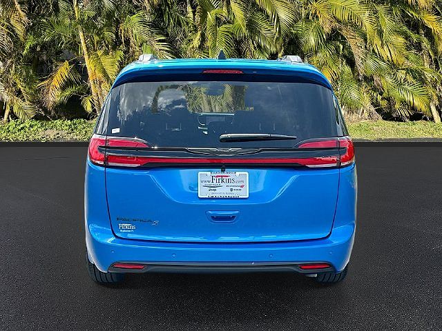 2026 Chrysler Pacifica
