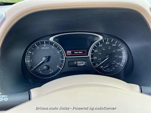 2013 Nissan Pathfinder S image 12