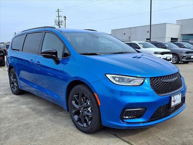 2026 Chrysler Pacifica