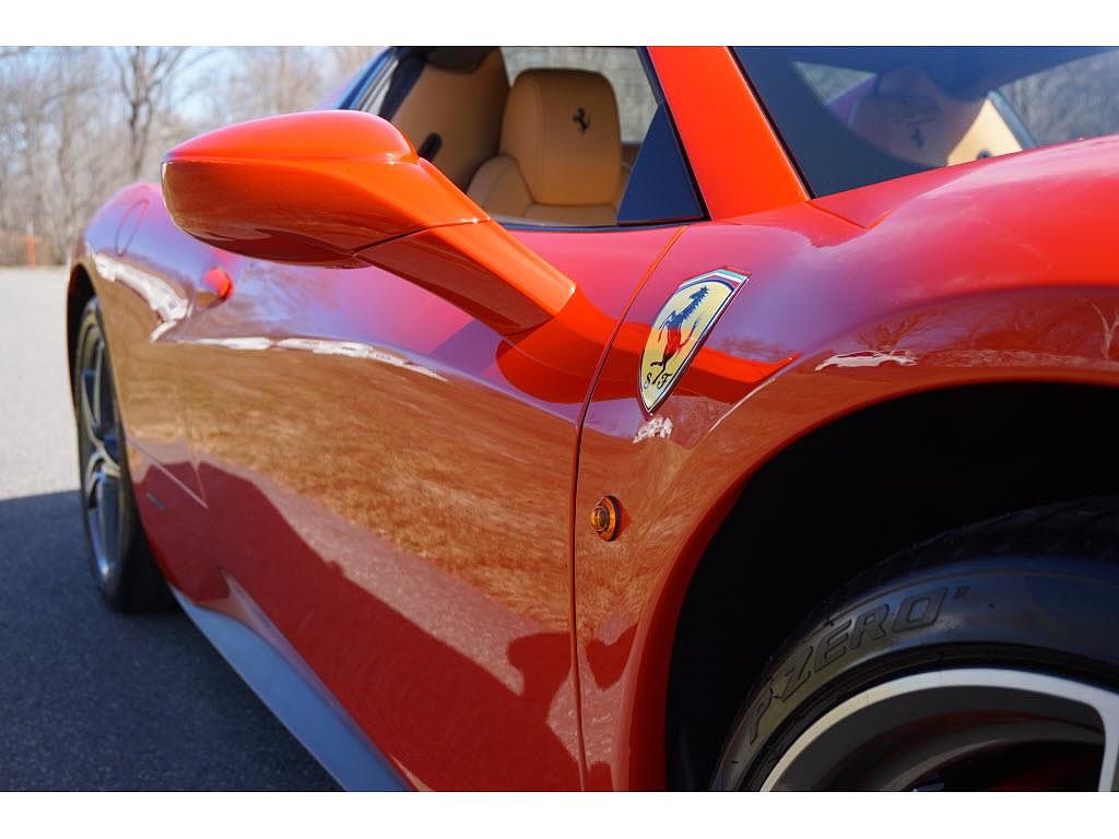 2013 Ferrari 458 null image 32