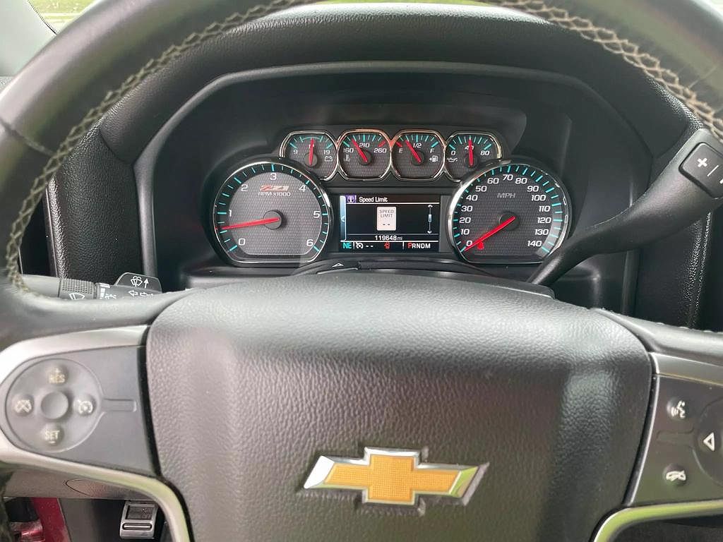2016 Chevrolet Silverado 1500 LT image 17
