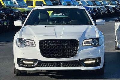 2023 Chrysler 300 S image 2