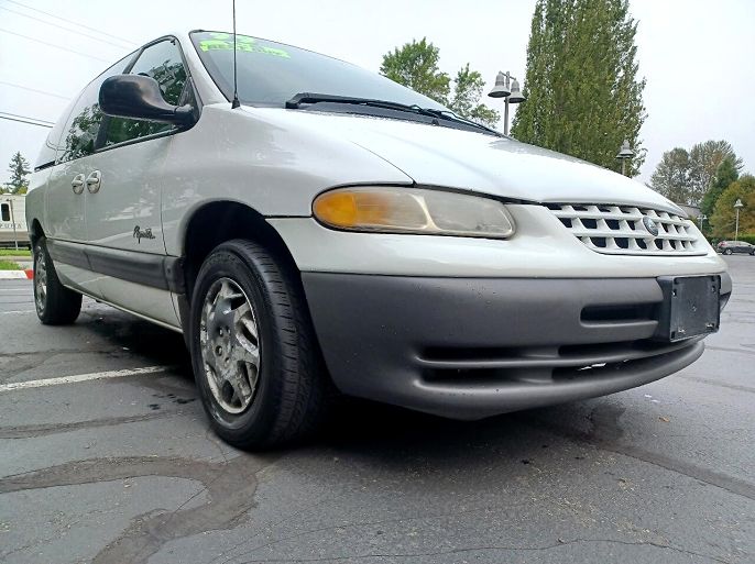 1999 Plymouth Grand Voyager