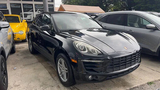 2017 Porsche Macan