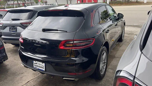2017 Porsche Macan