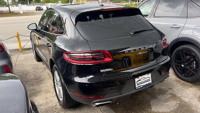 2017 Porsche Macan