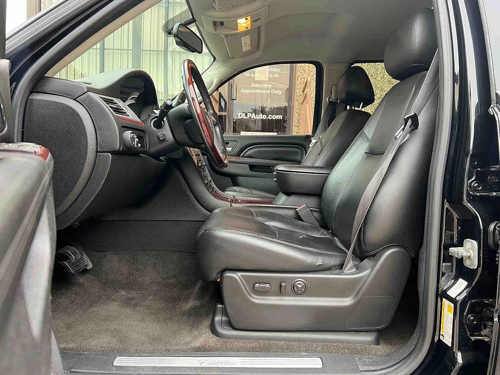 2012 Cadillac Escalade
