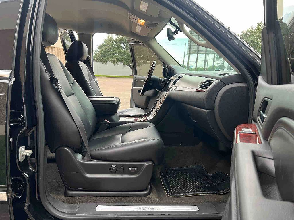 2012 Cadillac Escalade