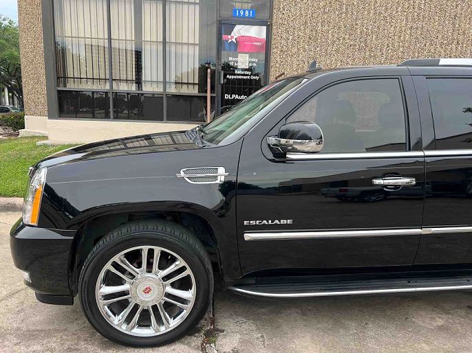 2012 Cadillac Escalade