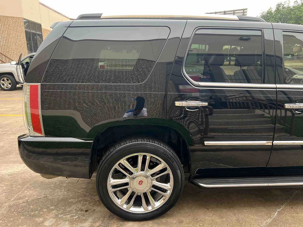 2012 Cadillac Escalade