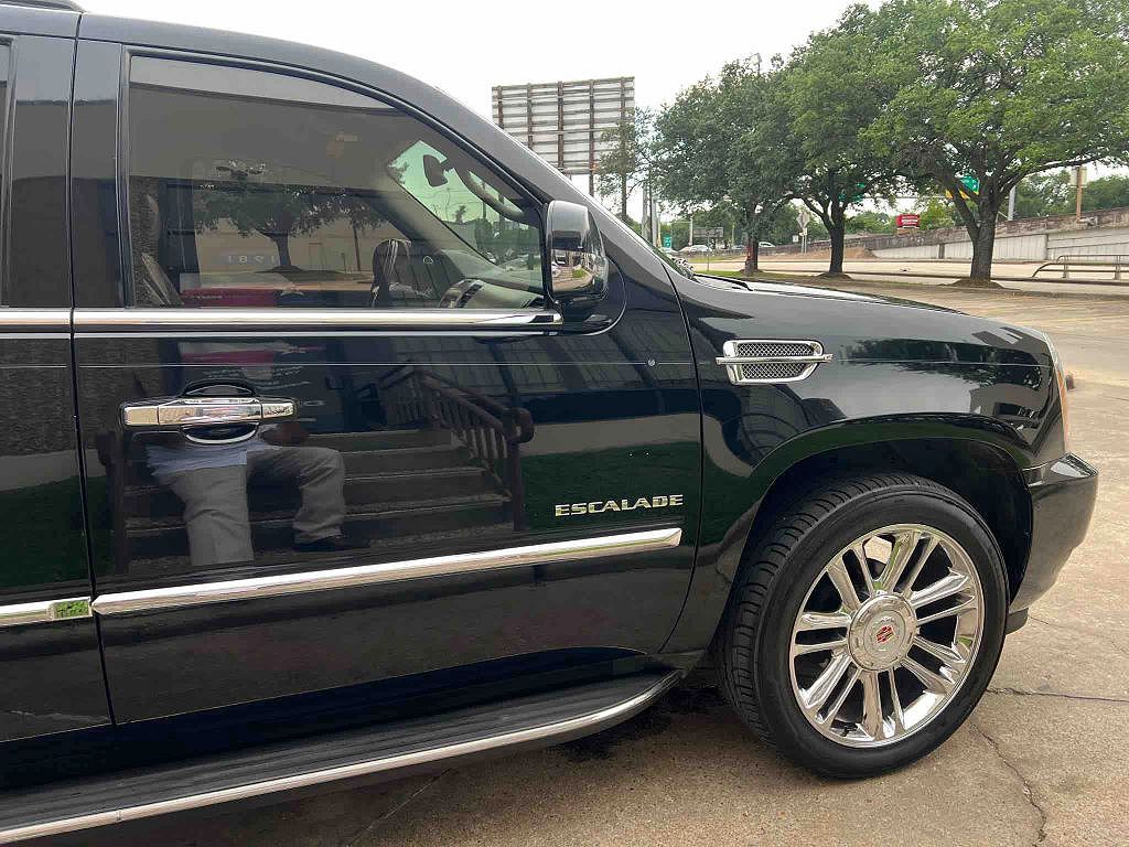 2012 Cadillac Escalade