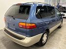 2000 Toyota Sienna XLE image 2