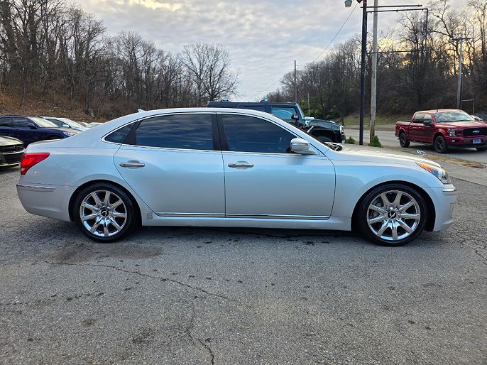 2012 Hyundai Equus