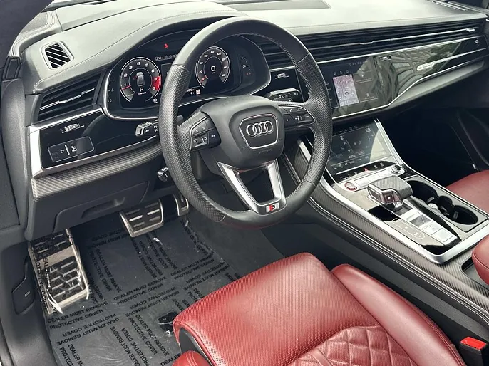 2024 Audi SQ8