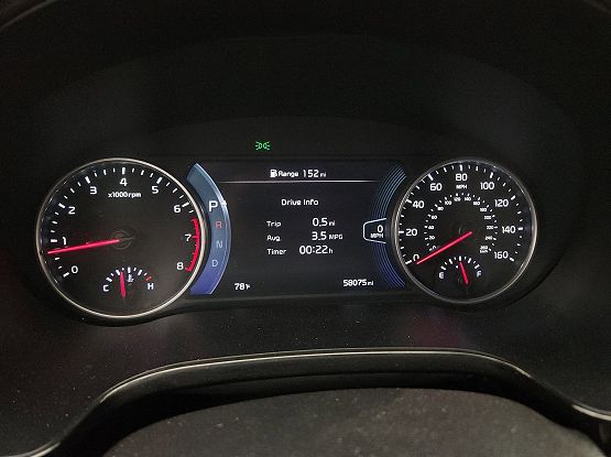 2021 Kia Seltos SX photo 2