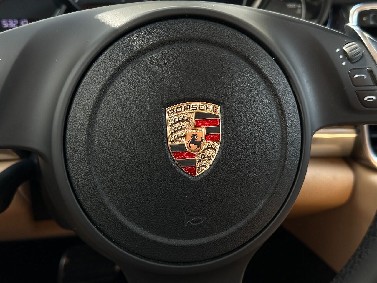 2015 Porsche Panamera null image 28