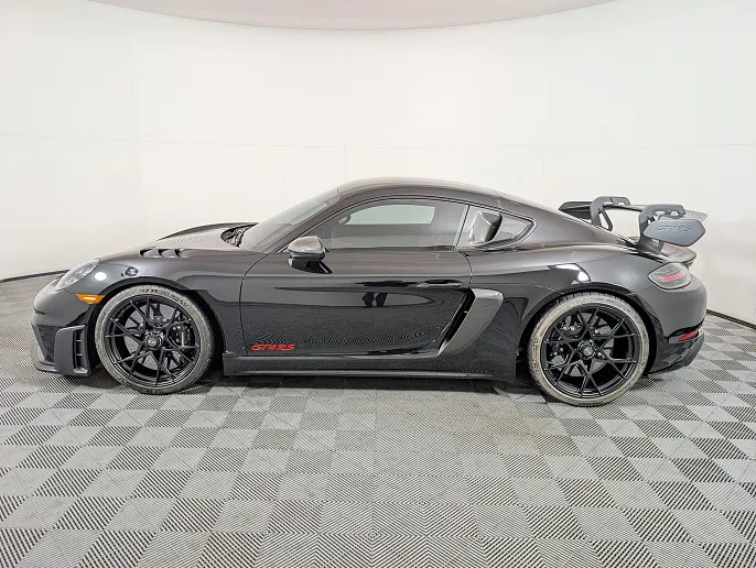 2025 Porsche 718 Cayman