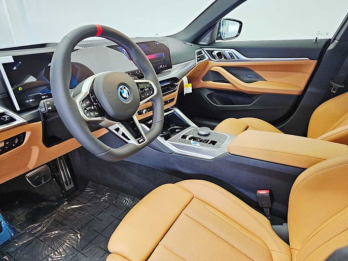 2025 BMW i4