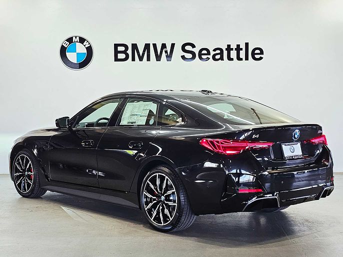 2025 BMW i4